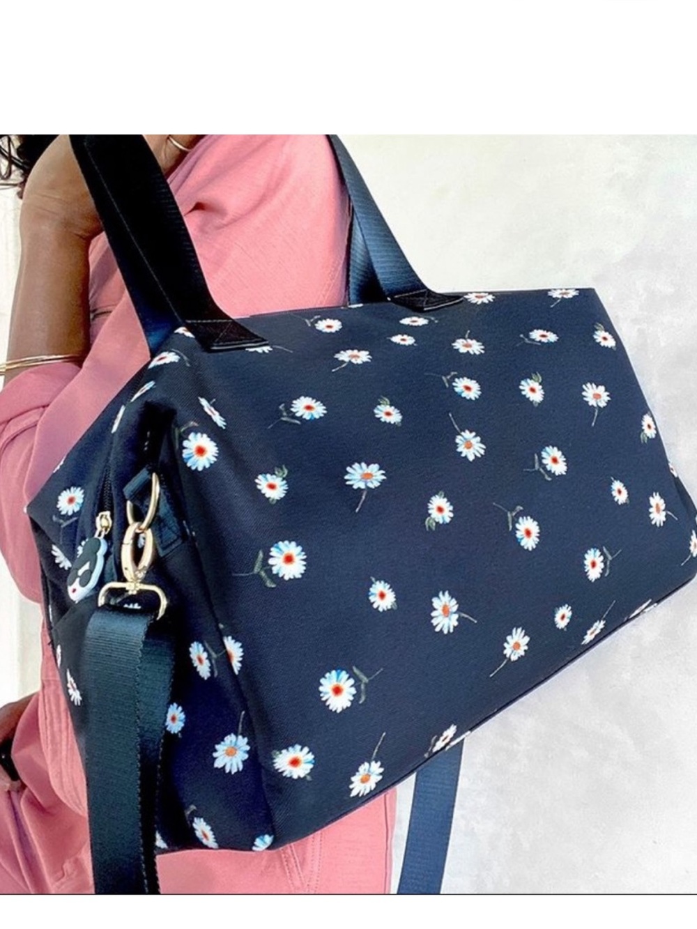 Alice + Olivia Black with White Daisy Pattern Duffle Bag